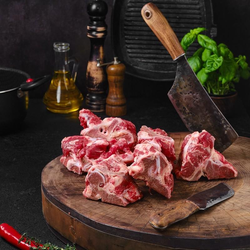 Bezpieczne i sprawdzone miejsca, gdzie kupić kości wołowe dla psa